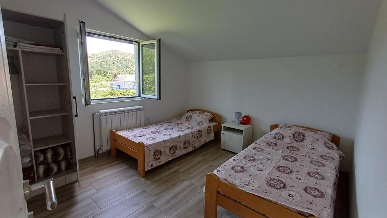 Cozy, Fully Equipped, Free Parking&Wifi, Quiet, 2Bd Apartamento Podgorica Exterior foto